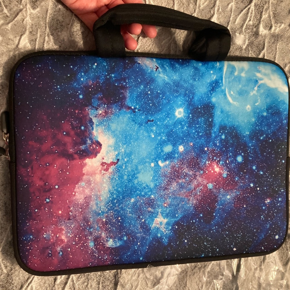 NWT galaxy zipper laptop case / zipper bag